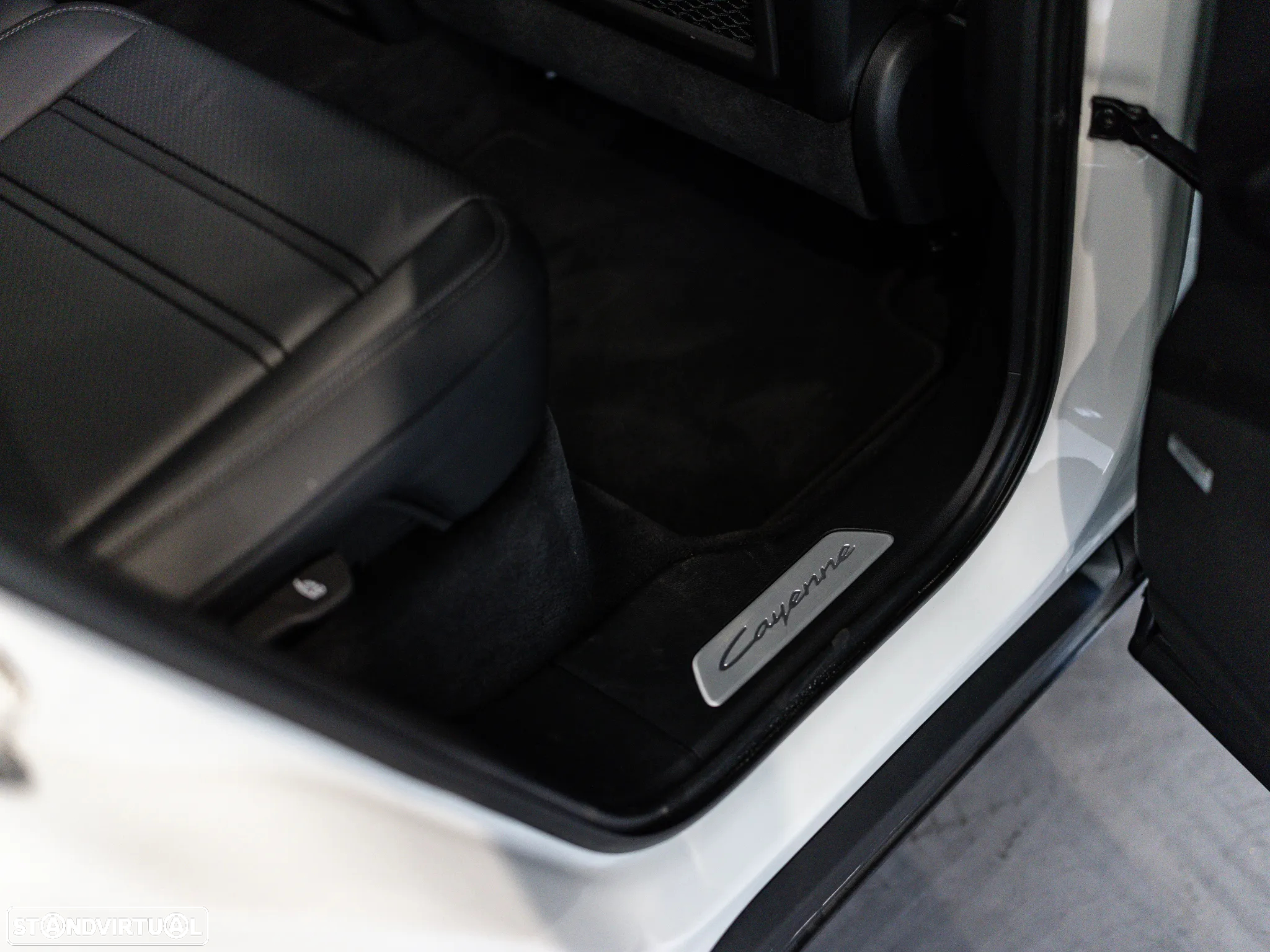 Porsche Cayenne E-Hybrid - 43