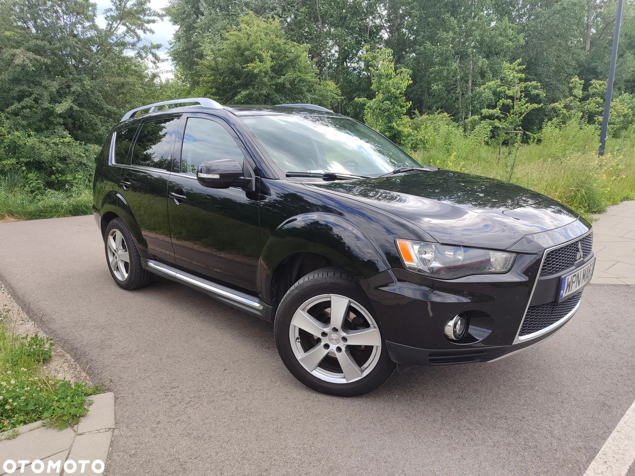 Mitsubishi Outlander 2.0 DI-D 4WD Intense - 6