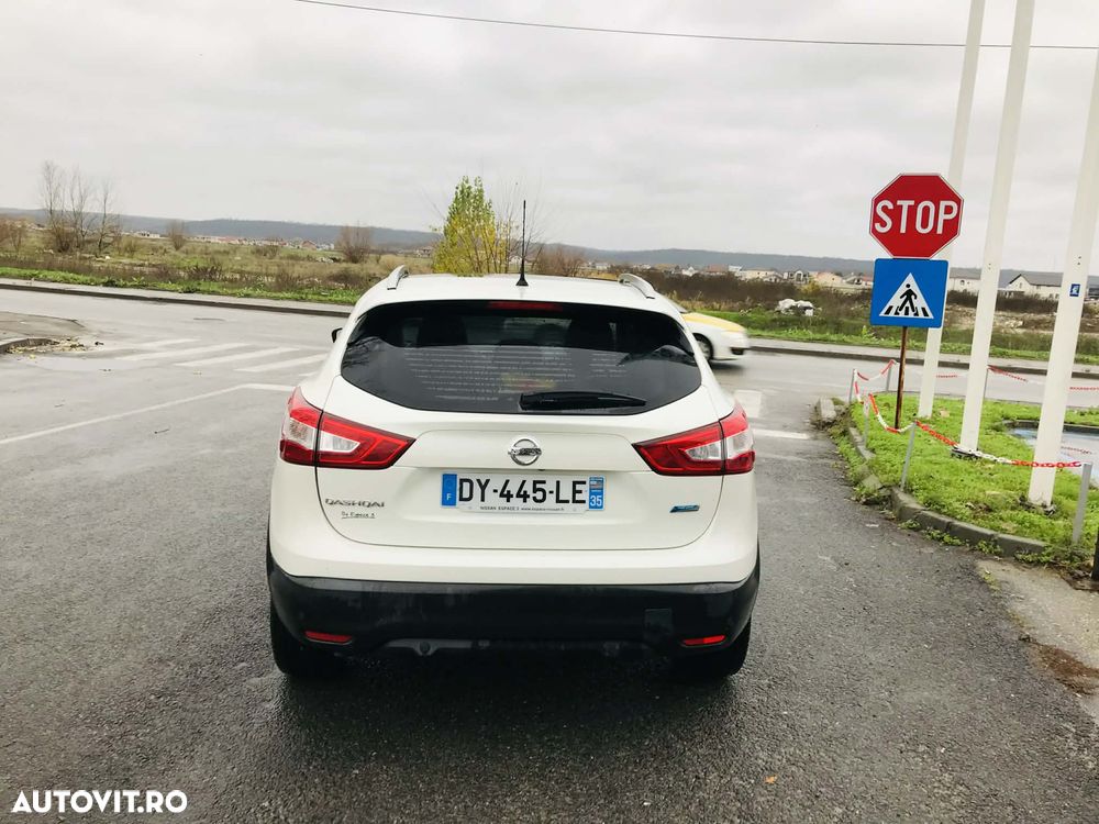 Nissan Qashqai 1.5 DCI TEKNA - 9