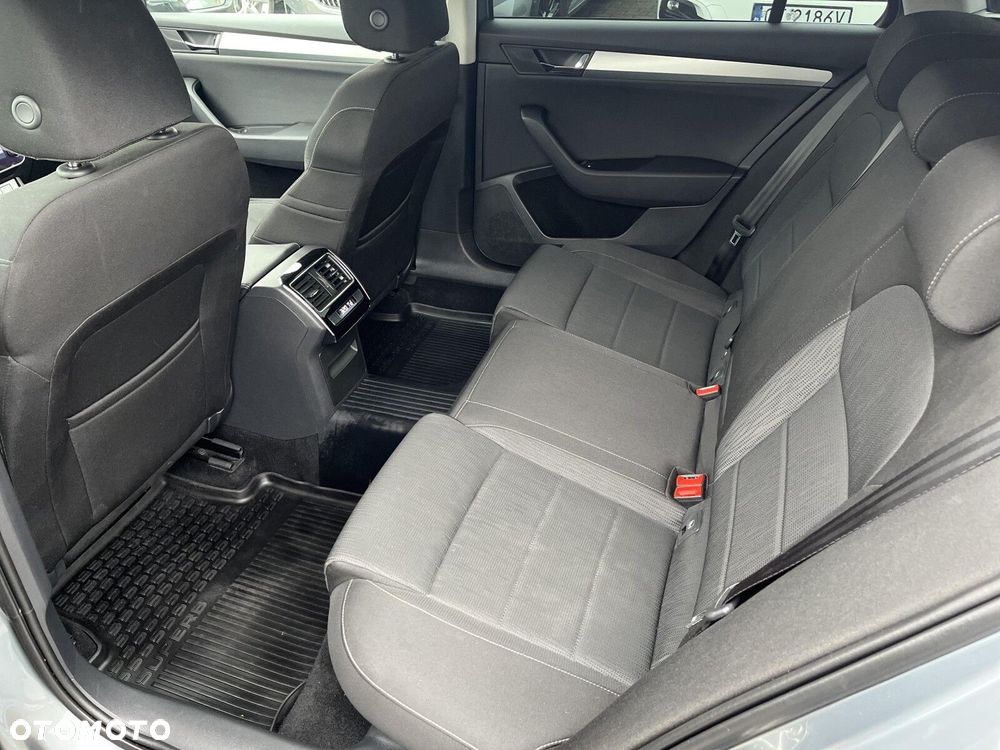 Skoda Superb 1.8 TSI Ambition - 11