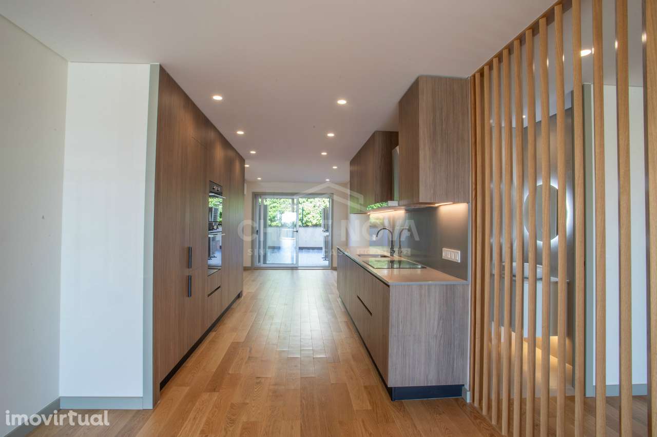 Apartamento T3 com vista mar na Foz do Douro - Porto - Grande imagem: 2/43