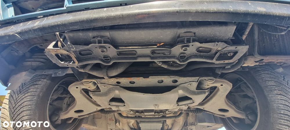 Mercedes-Benz Klasa E 420 T Avantgarde - 36