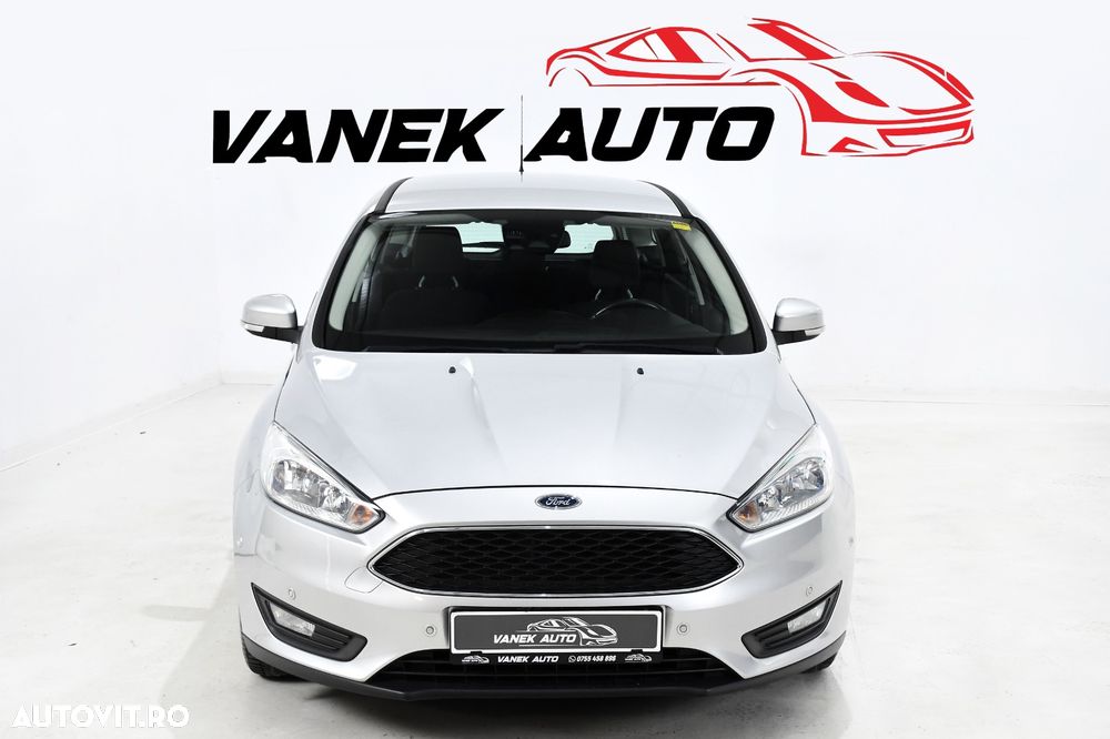 Ford Focus 1.5 EcoBoost Start-Stopp-System Business Edition - 2