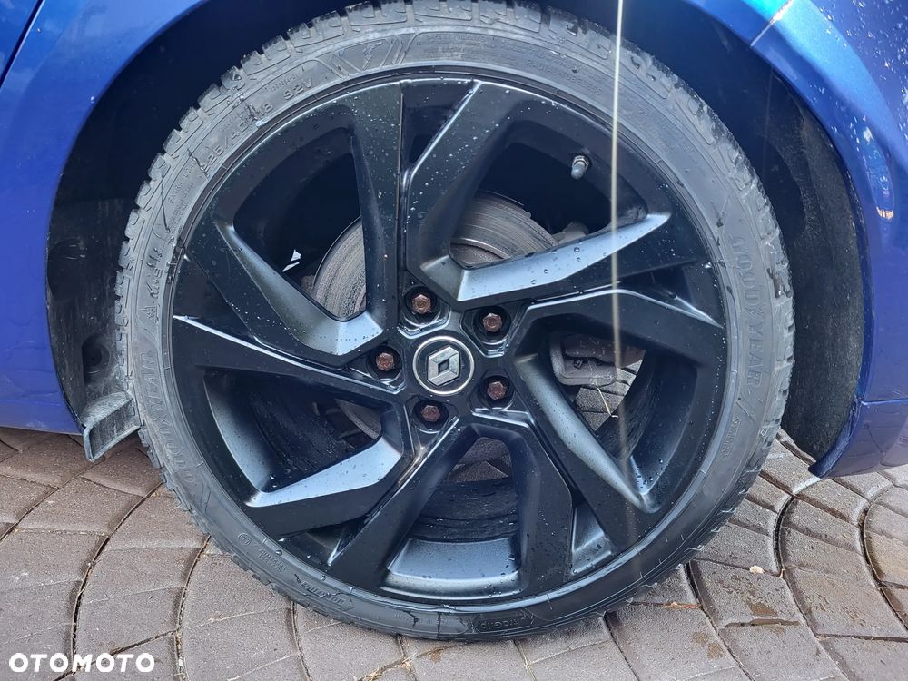 Renault Megane ENERGY TCe 205 EDC GT - 20