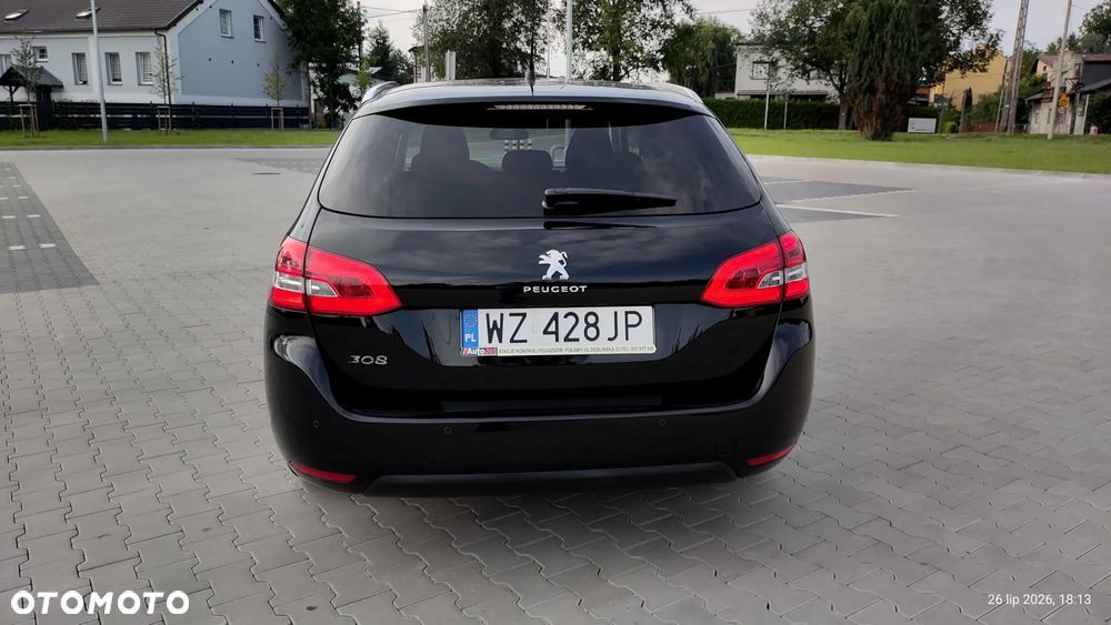 Peugeot 308 1.2 PureTech Allure S&S - 6