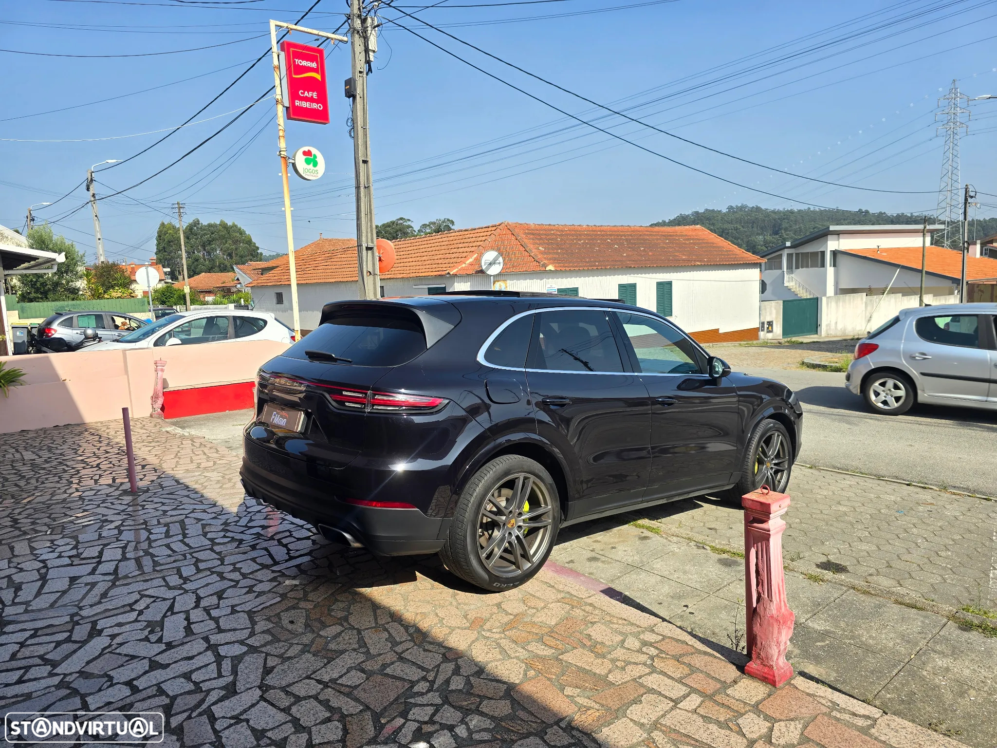Porsche Cayenne - 4