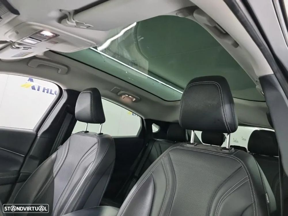 Ford Mustang Mach-E 75.7 kWh Base - 8