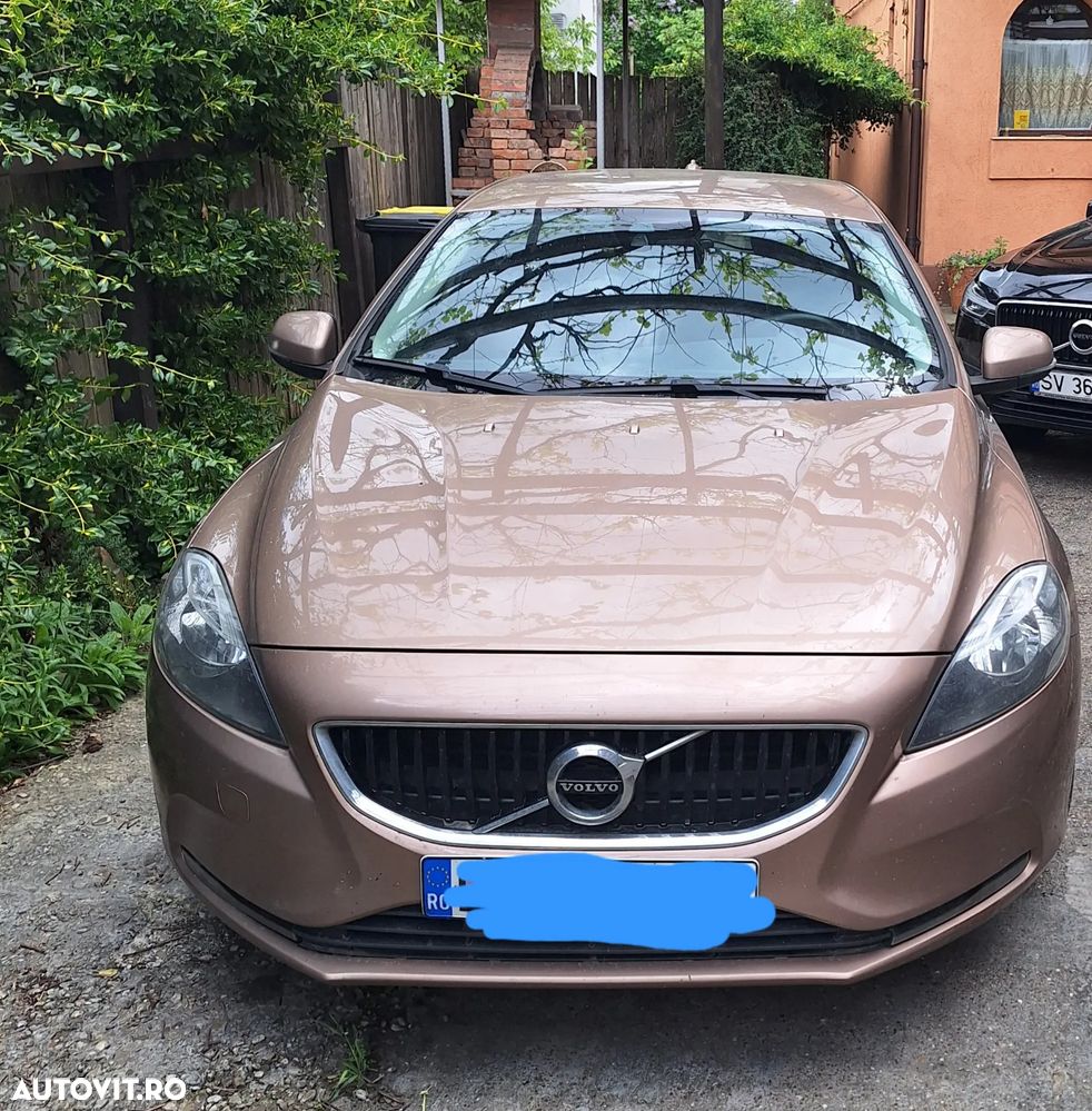 Volvo V40 D2 Momentum - 3