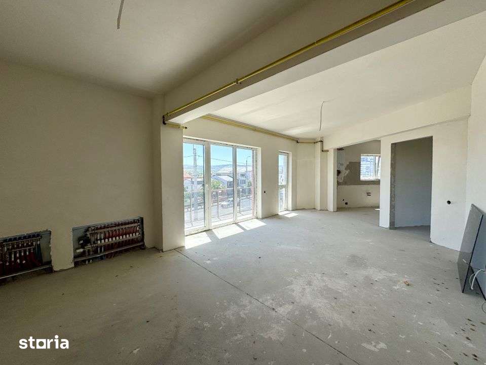 Apartament 3 camere, etajul 3, 86 mp utili, 2 balcoane, zona Pod IRA — fotografia 1