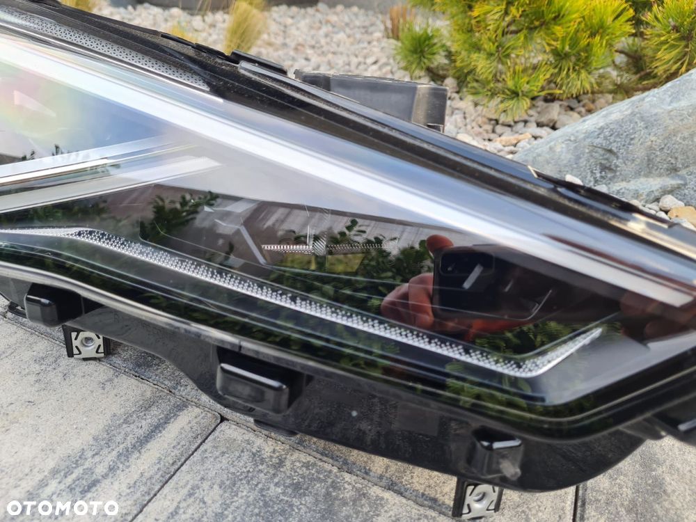 seat cupra leon iv formentor lampa prawa przód full led matrix black 5fb941036b - 4