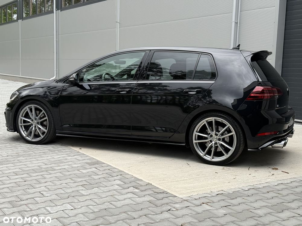 Volkswagen Golf R 4Motion (BlueMotion Technology) DSG - 4