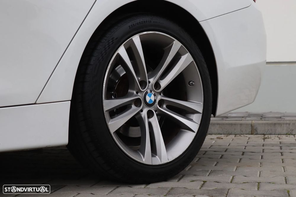 BMW 418 Gran Coupé d Line Sport - 4