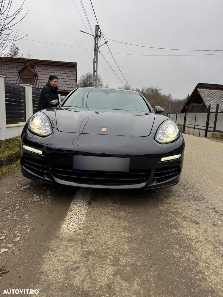 Porsche Panamera - 6