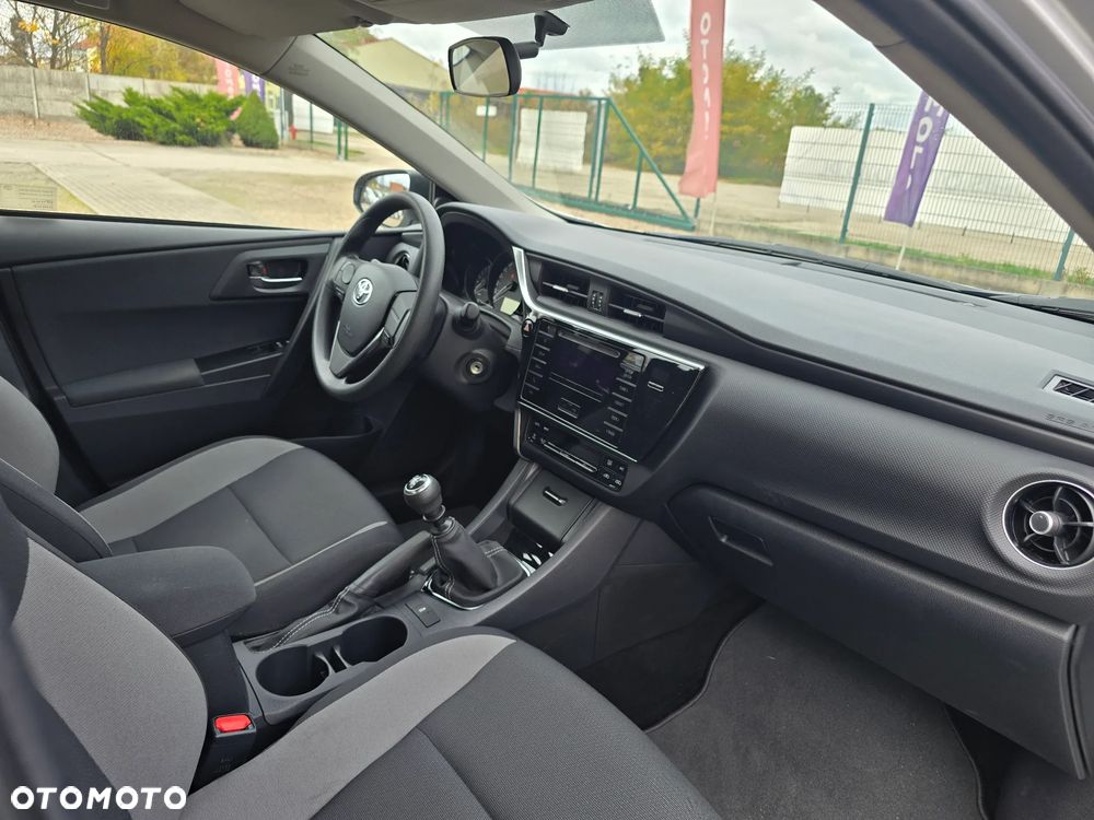 Toyota Auris 1.33 VVT-i Life - 15