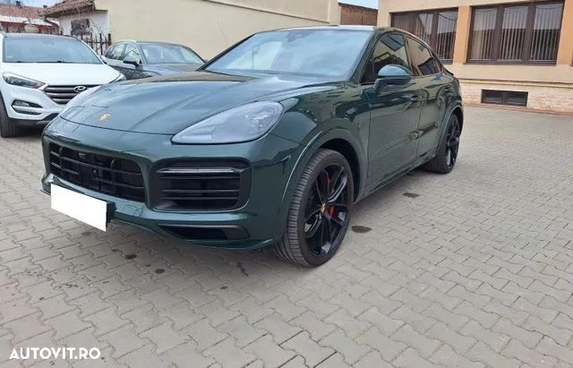 Porsche Cayenne Coupe GTS Tiptronic S - 1