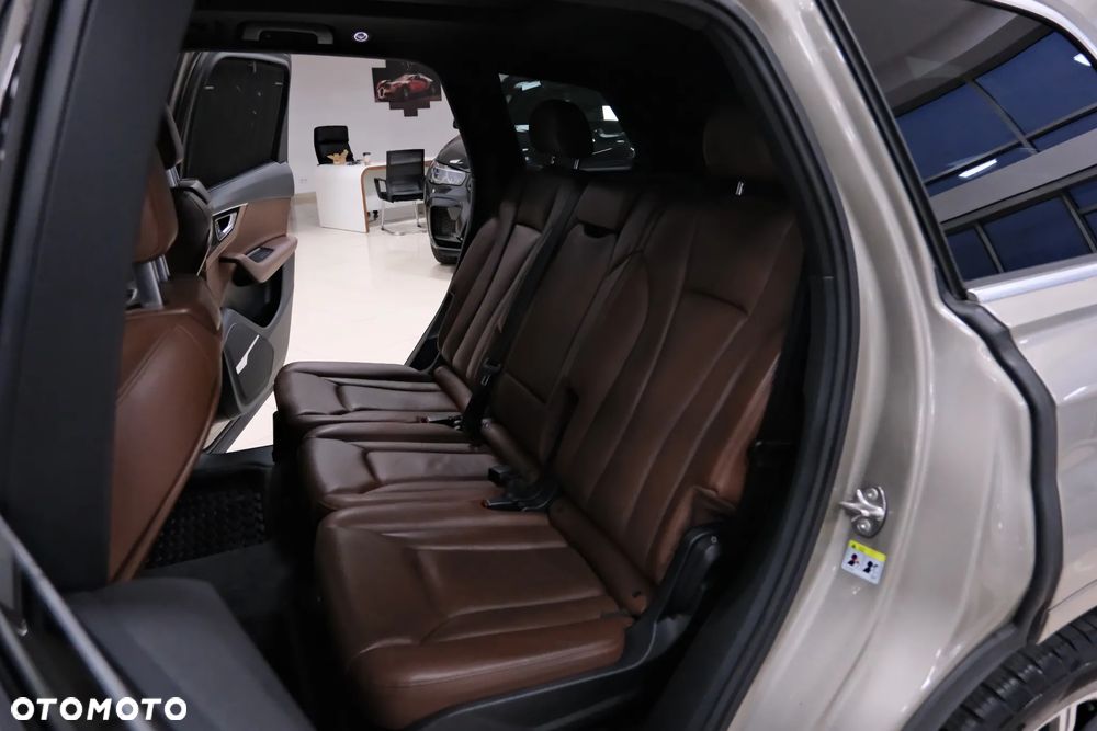 Audi Q7 - 34