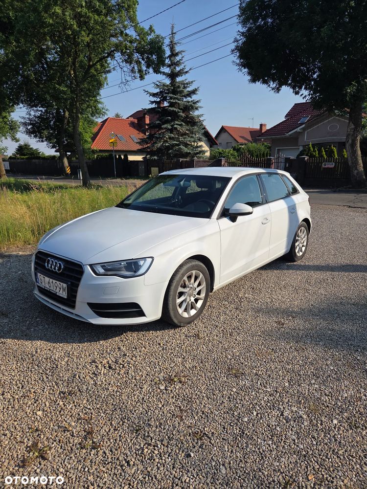 Audi A3 Sportback - 8