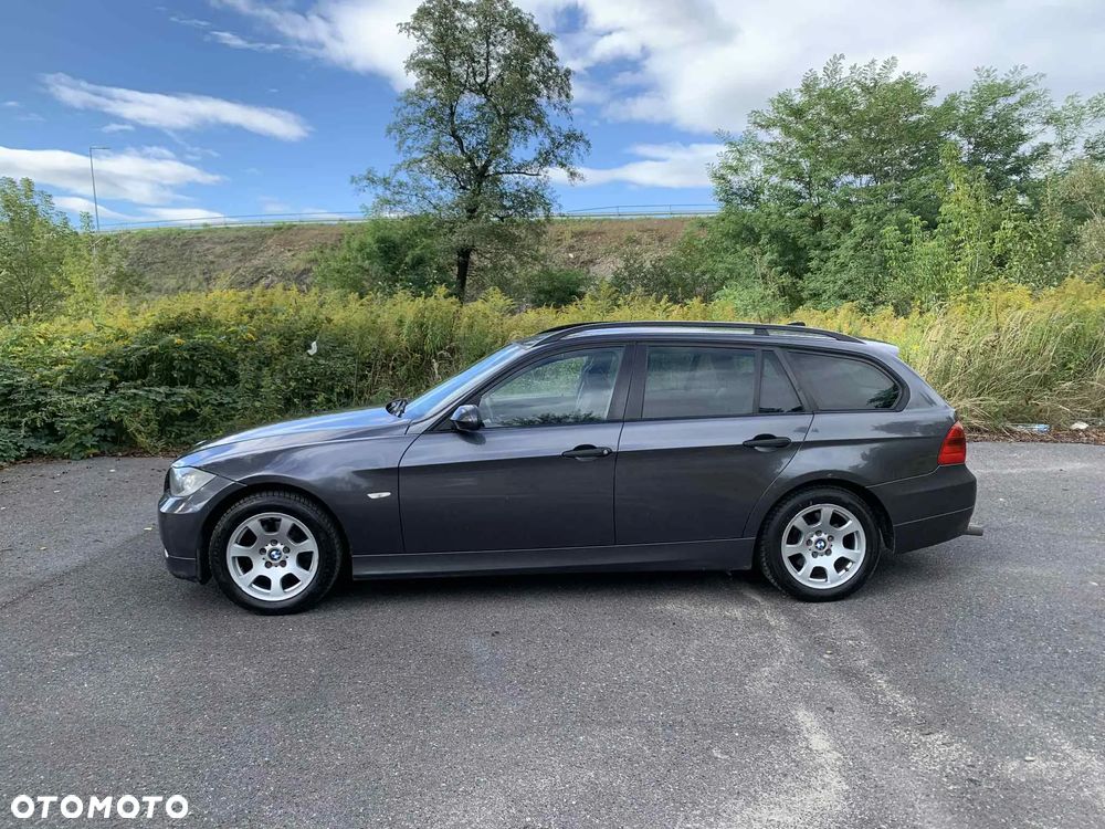 BMW Seria 3 320d DPF Touring Edition Fleet - 2