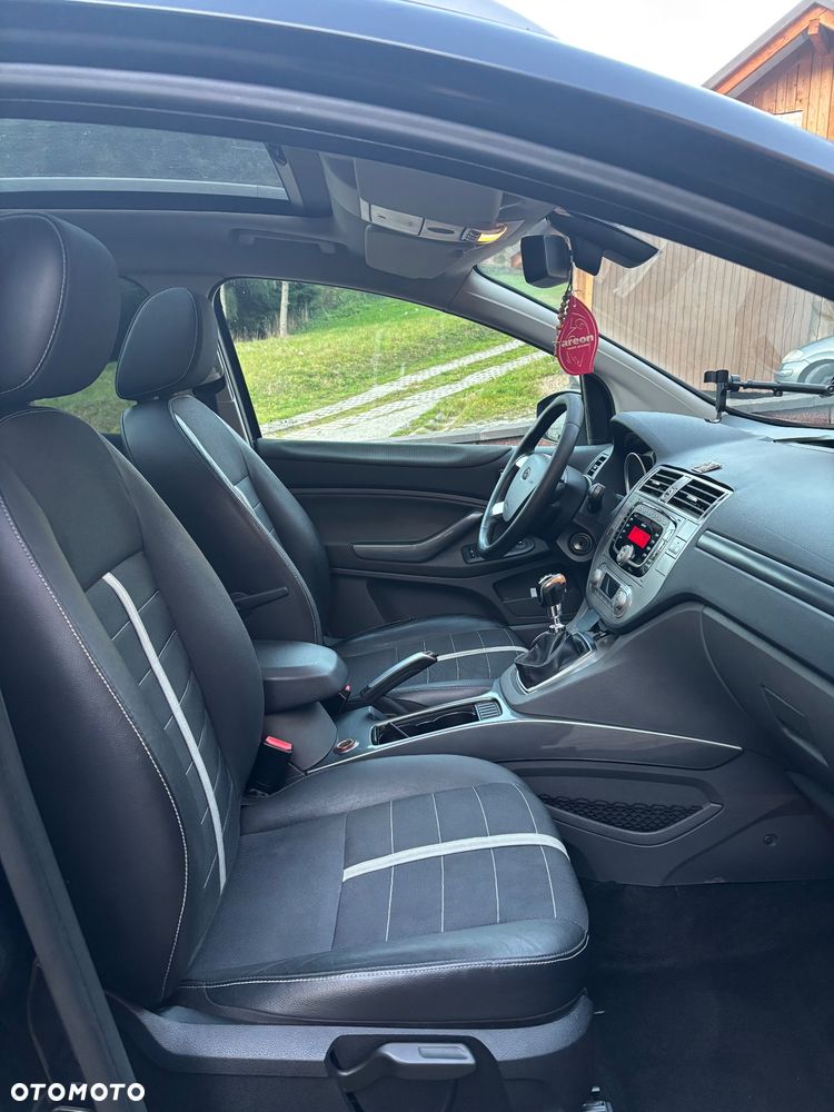 Ford Kuga - 14