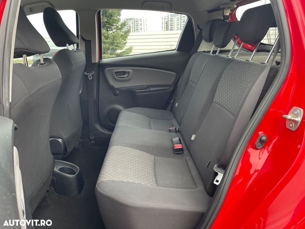 Toyota Yaris - 8