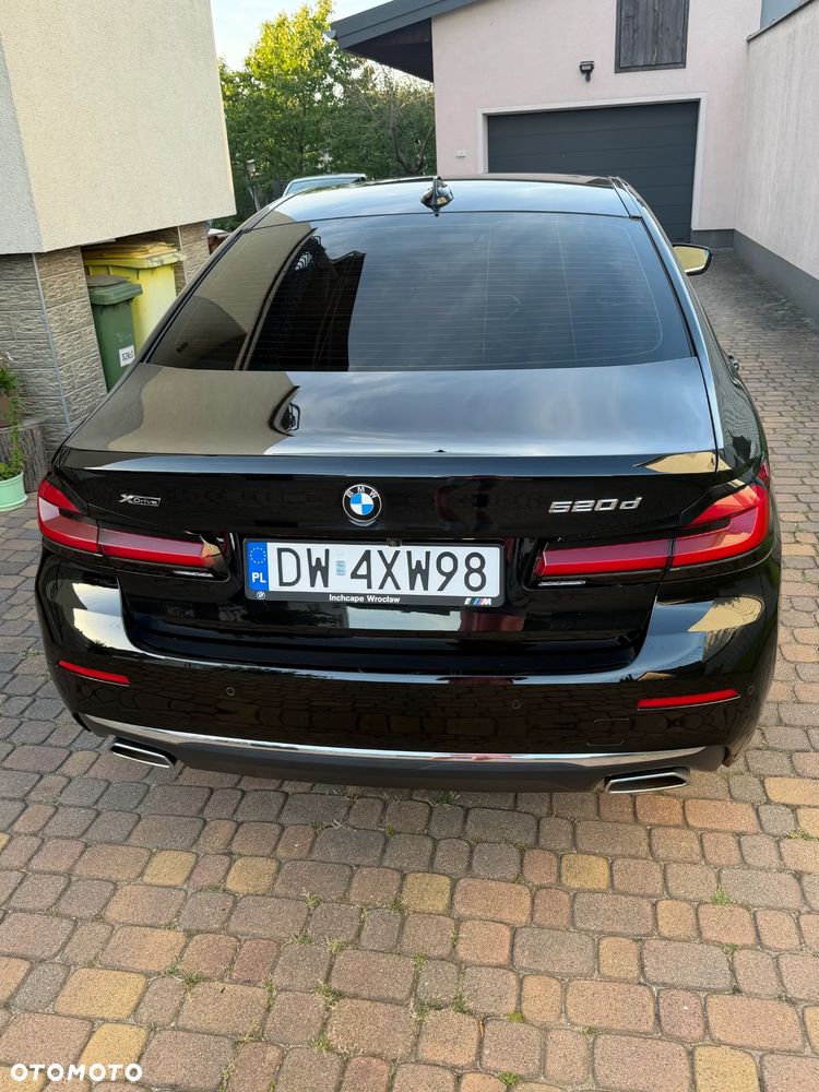BMW Seria 5 2022 photo 4