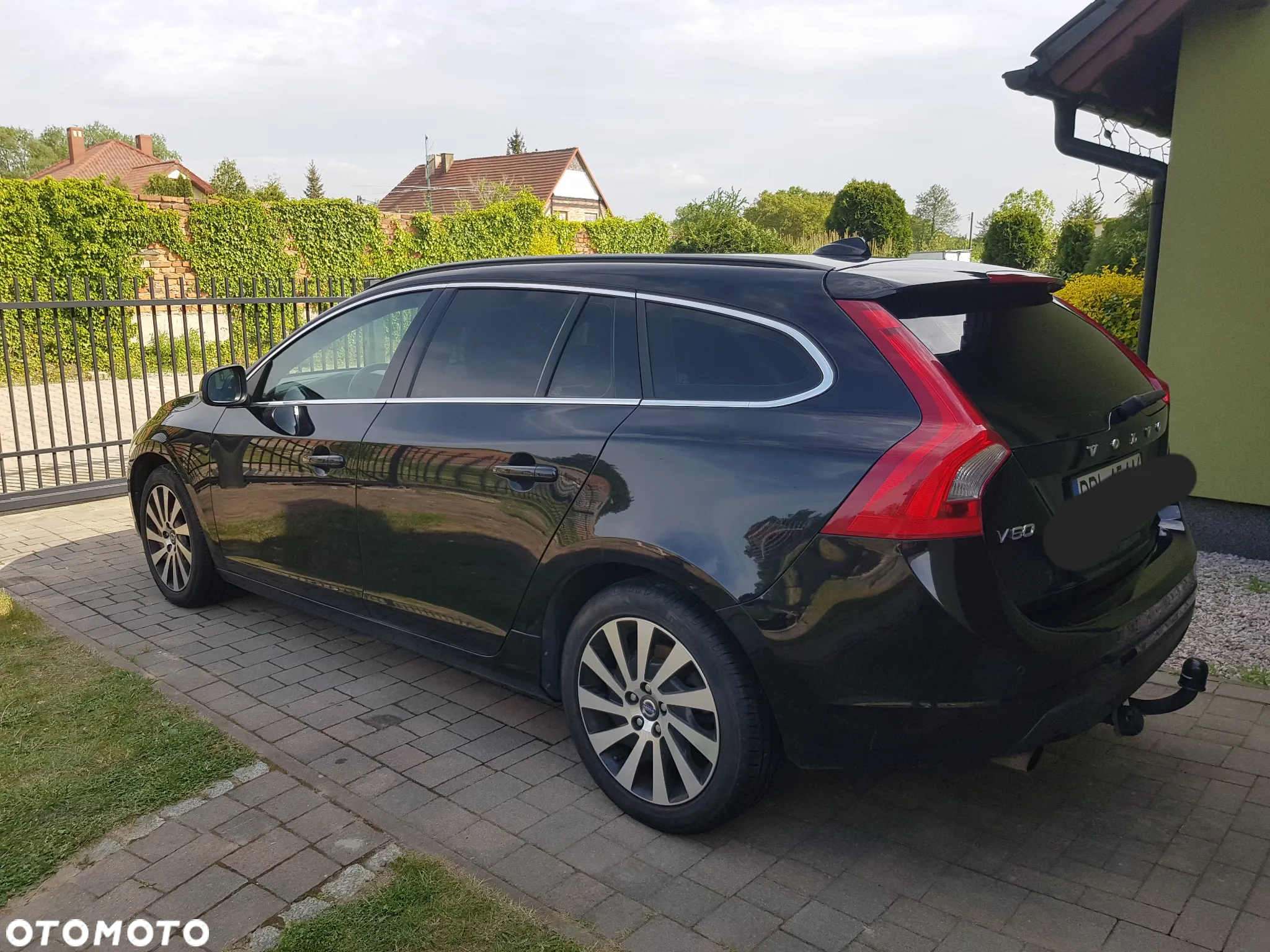Volvo V60 2.0T - 4