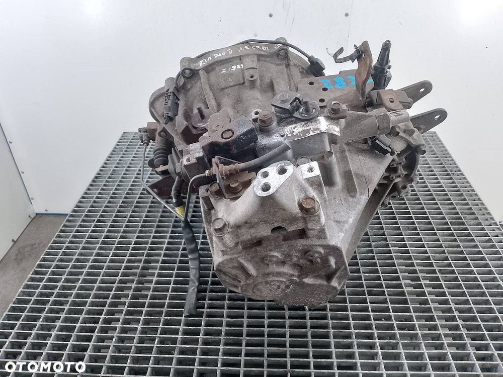 SKRZYNIA BIEGÓW MANUALNA KIA RIO II TC82 1.5 CRDI - 4