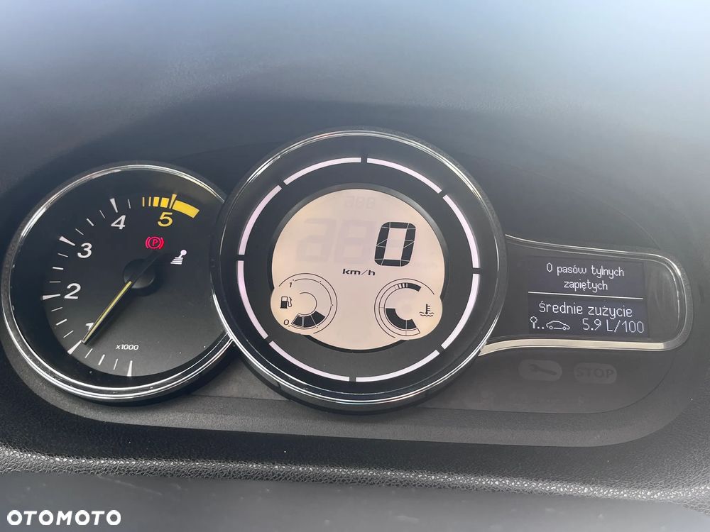 Renault Megane 1.9 dCi FAP Dynamique - 12