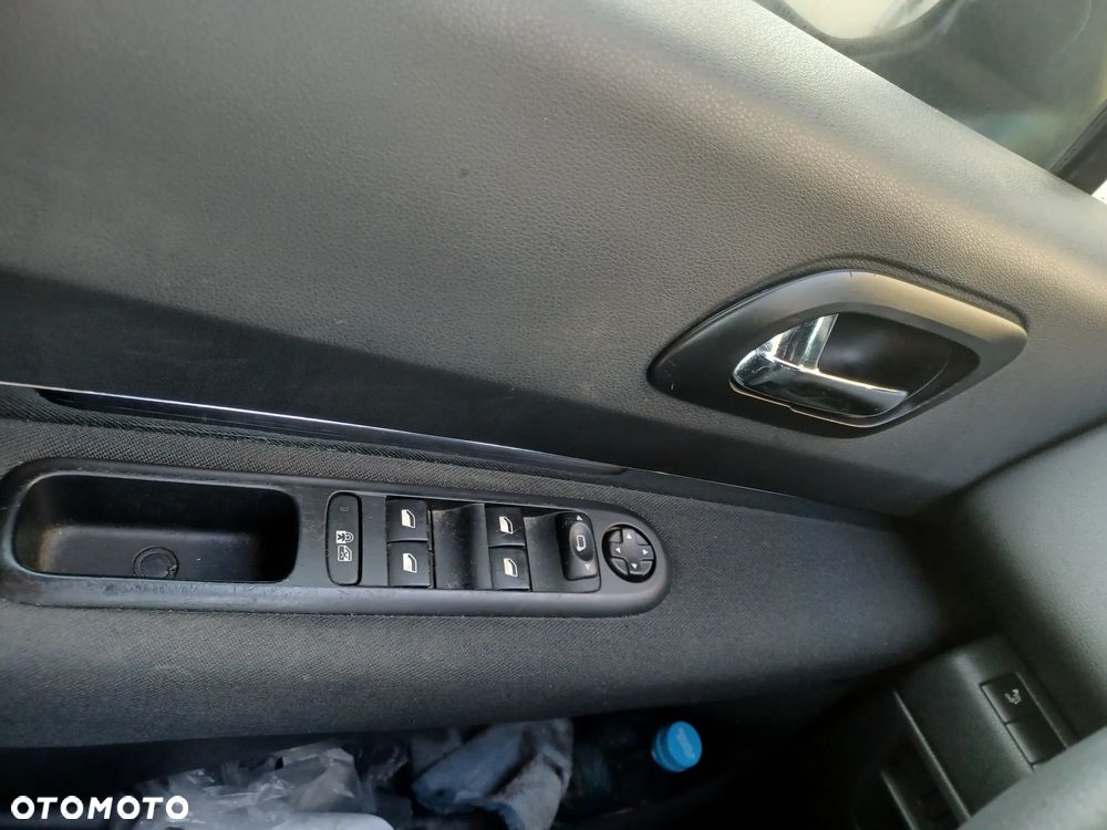 Peugeot 3008 2.0 HDi Active - 18