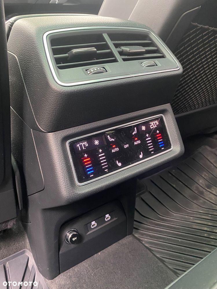 Audi Q8 - 30