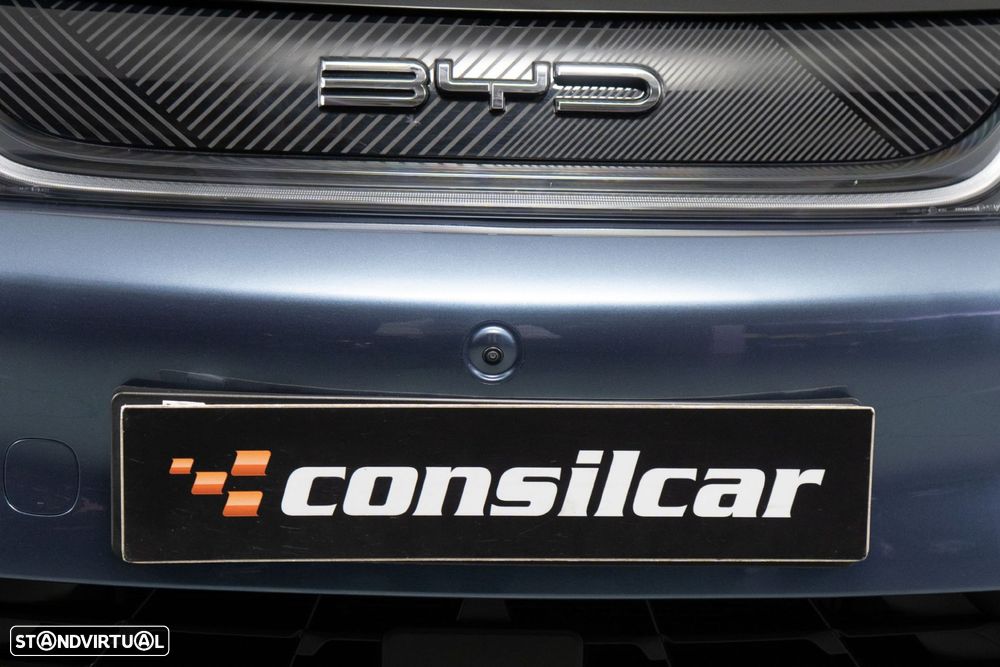 BYD Dolphin 60.4 kWh Design - 14