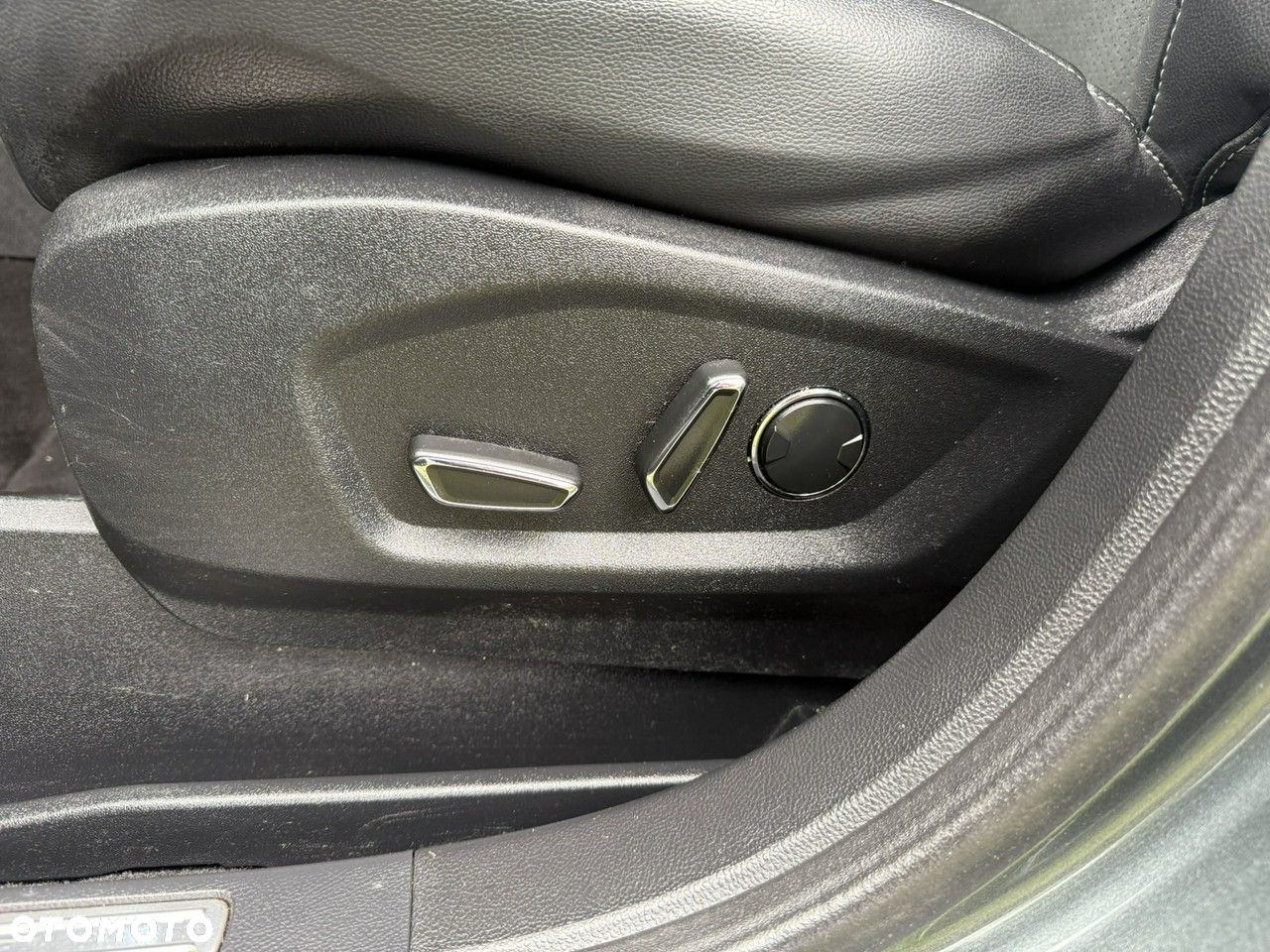 Ford S-Max - 24