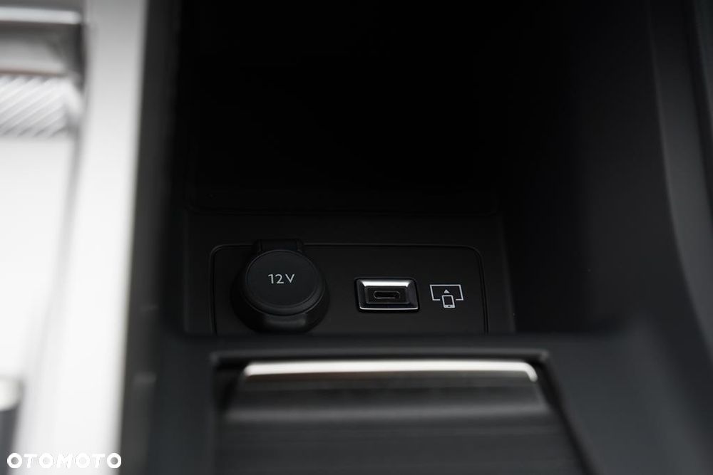 Peugeot 408 1.2 PureTech mHEV GT Exclusive S&S e-DSC6 - 17