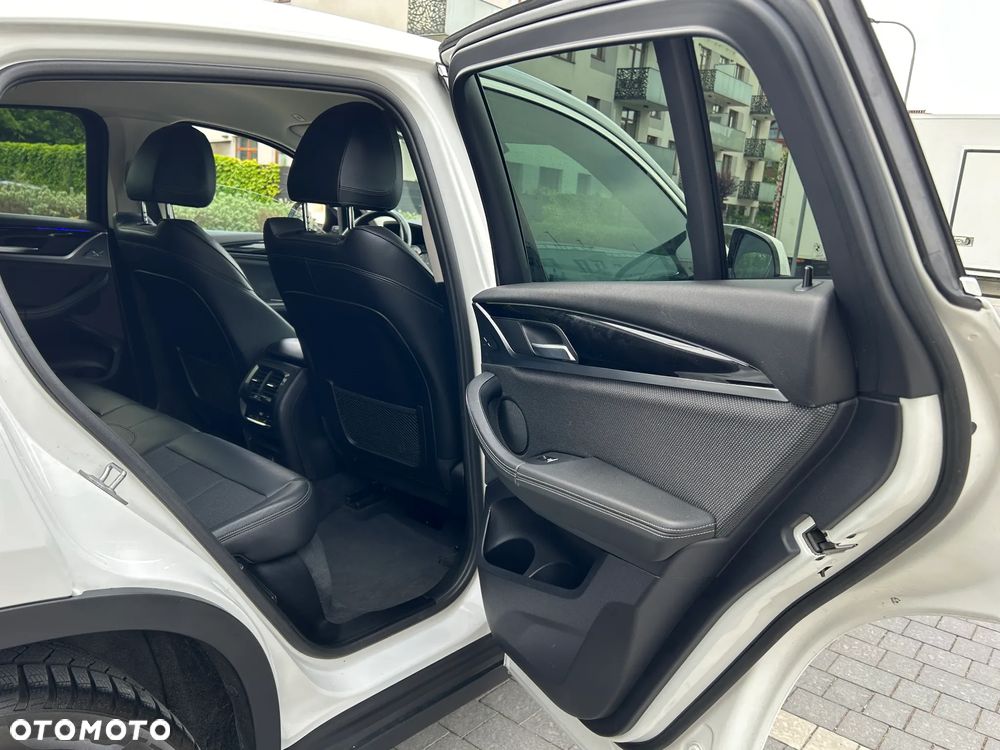 BMW X4 xDrive20i GPF xLine sport - 30