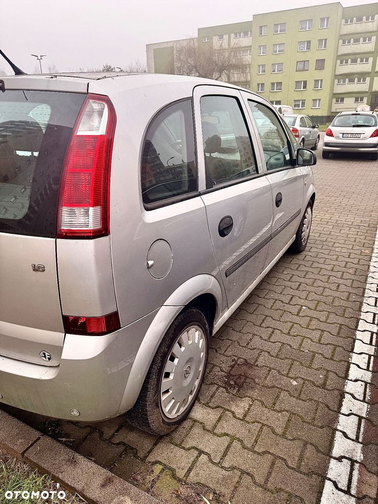 Opel Meriva 1.6 16V Essentia Easytronic - 4