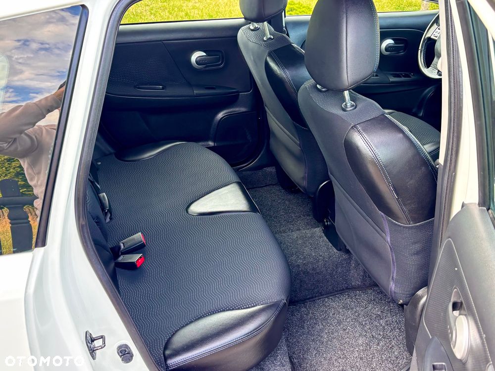 Nissan Note 1.6 more - 27