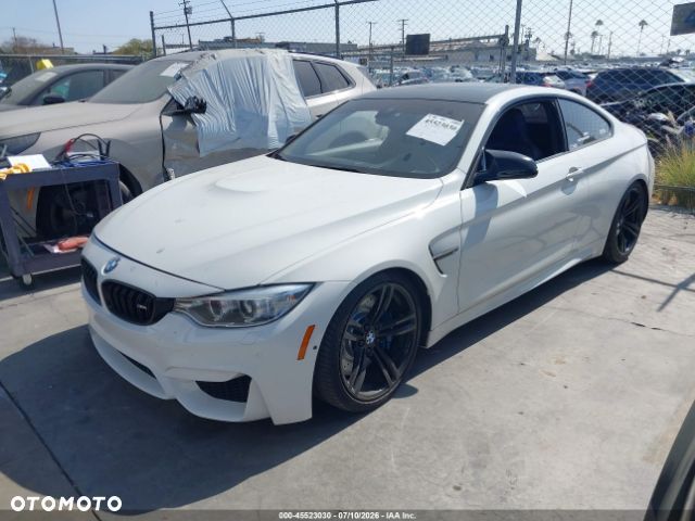 BMW M4 DKG - 3