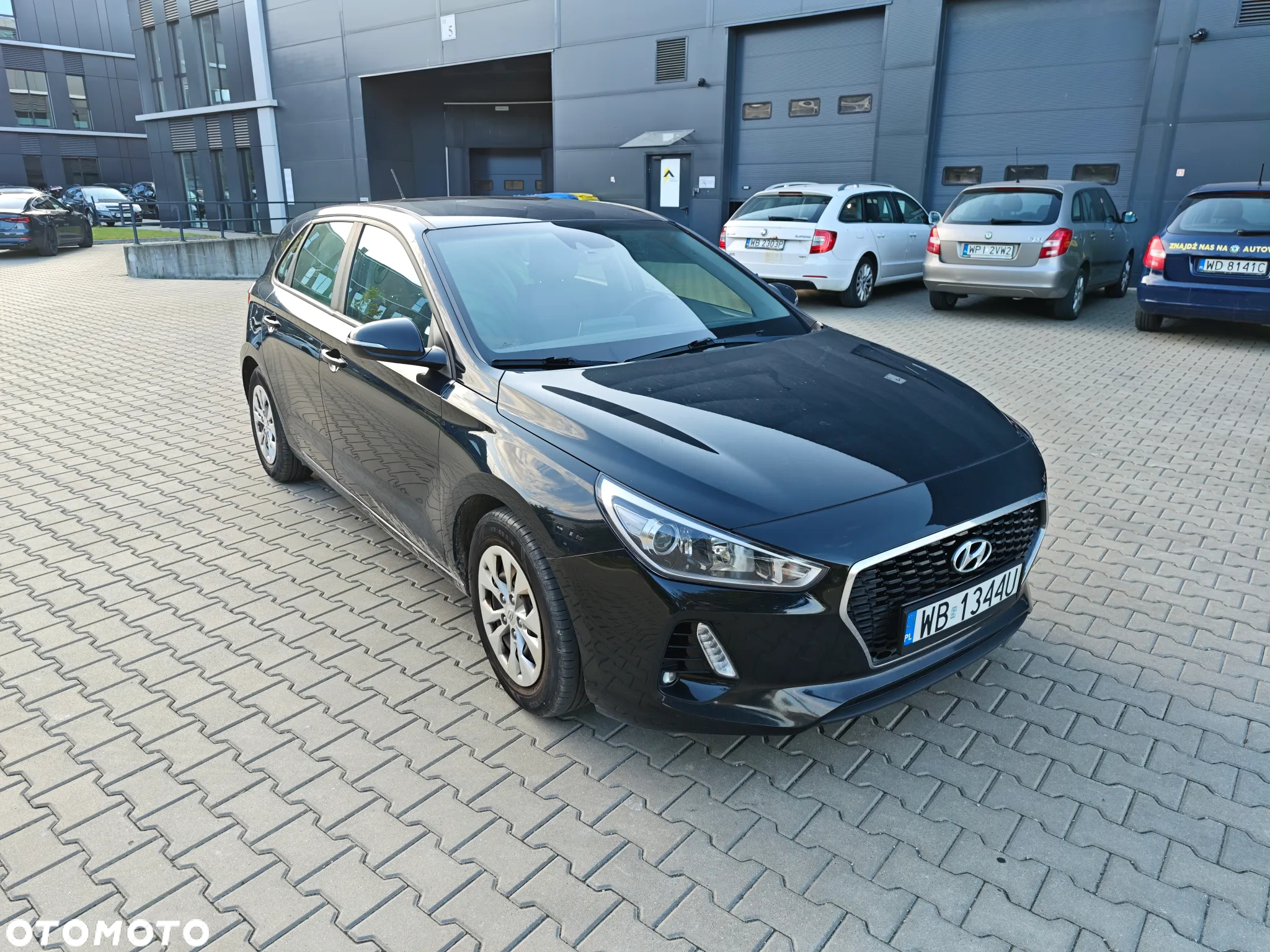 Hyundai i30 1.4 BlueDrive Classic + - 23