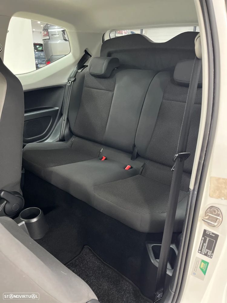 VW Up! 1.0 BlueMotion Move Auto - 9