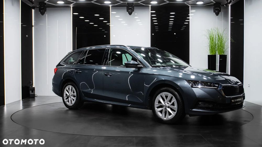 Skoda Octavia 2.0 TDI SCR Ambition DSG - 5