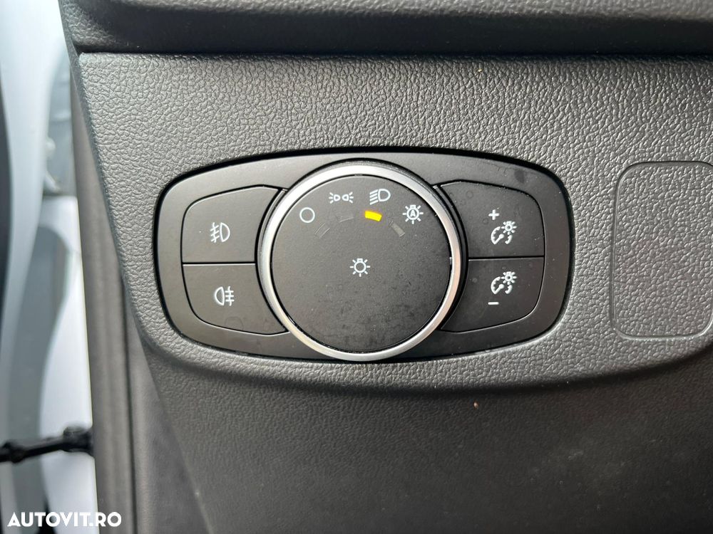 Ford Focus 1.5 EcoBlue Titanium Business - 13