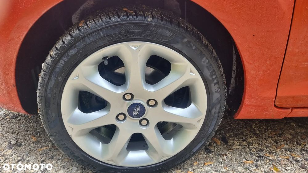 Ford Fiesta - 8