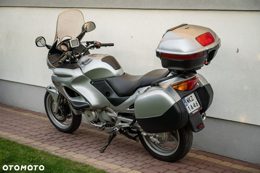 Honda NTV - 4