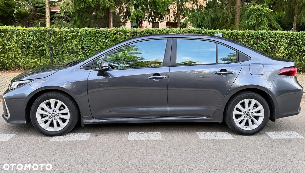 Toyota Corolla - 3