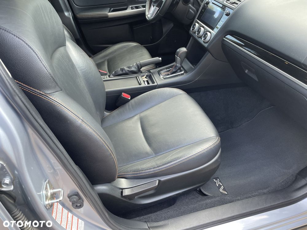 Subaru XV 2.0 i Exclusive Lineartronic - 13