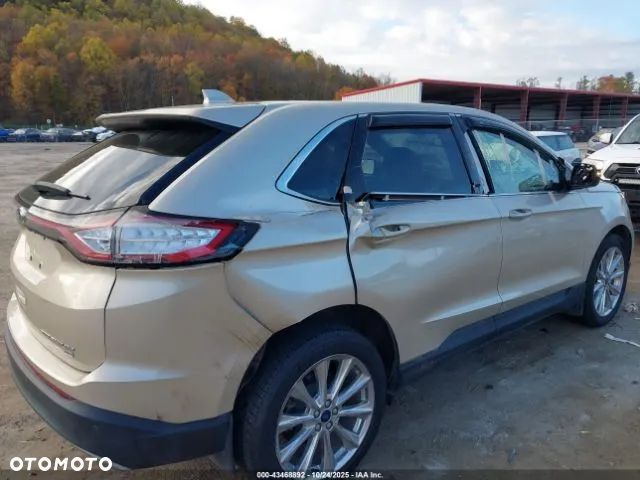 Ford Edge - 10
