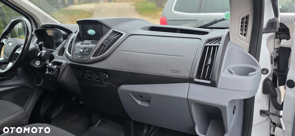 Ford Transit - 40
