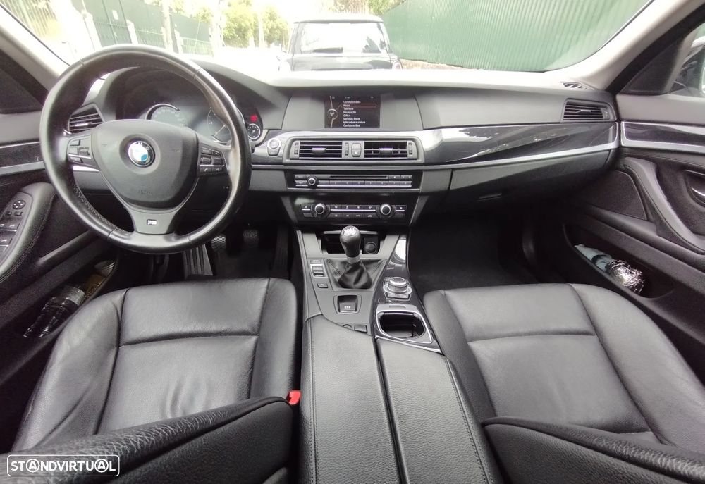BMW 520 d Pack M - 12