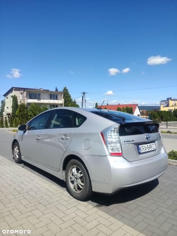 Toyota Prius - 5