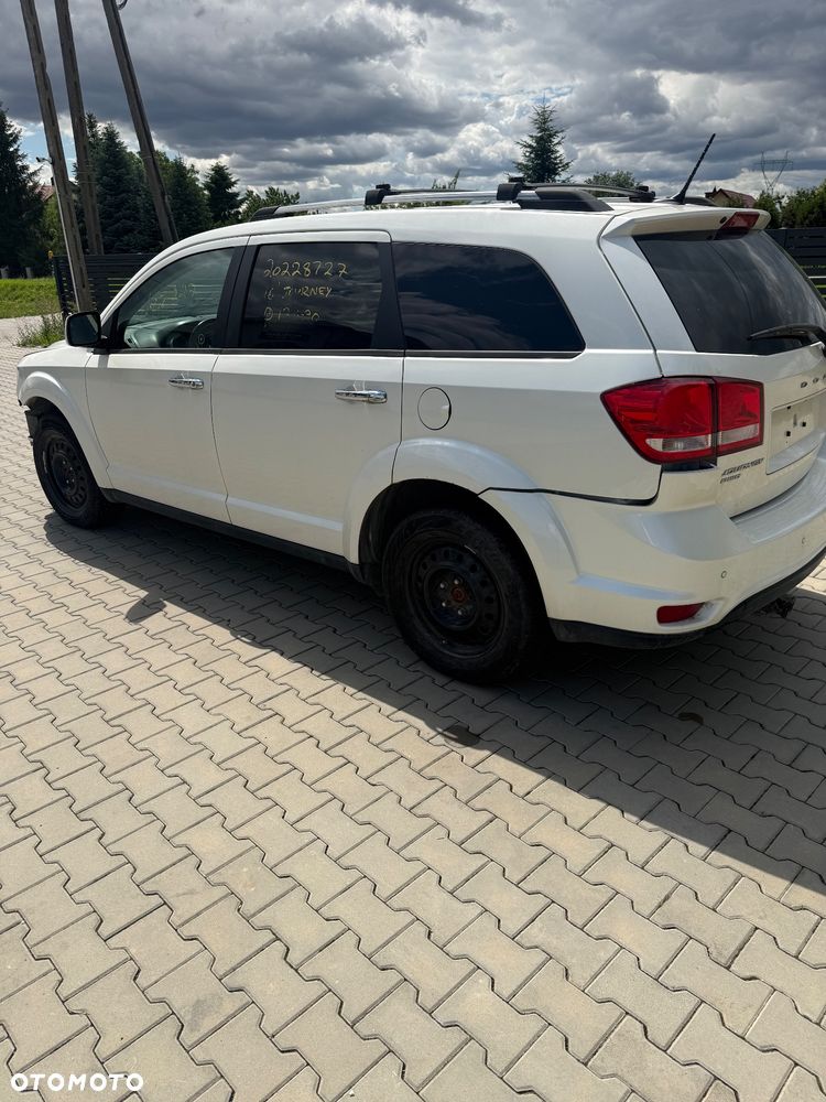 Dodge Journey 2.7 V6 R/T - 2